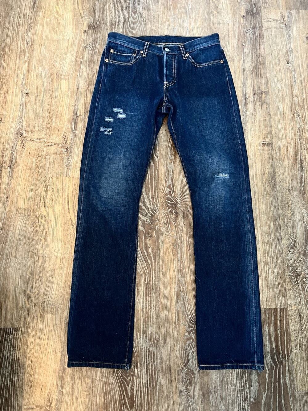 Levi's 501 Jeans Women's 27x32 Medium Blue Straight Leg Button Fly Denim Pants